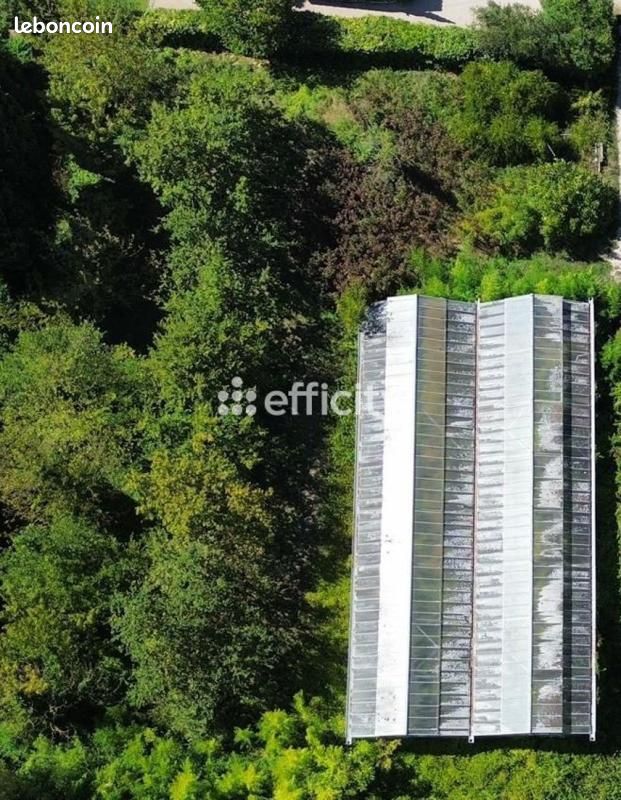 Terrain 1 300 m² Saint Remy De Provence · à Saint-Rémy-de-Provence · 568 000 €