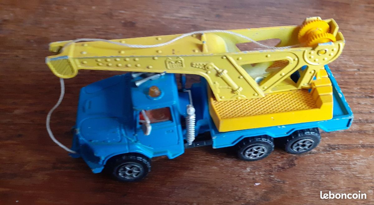 MAJORETTE CAMION MINIATURE Saviem Bleu Plateau Échelle 1/100 Vintage