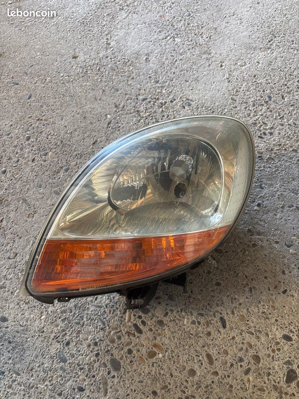 Phare Kangoo, 1 phase 2 (image 1)