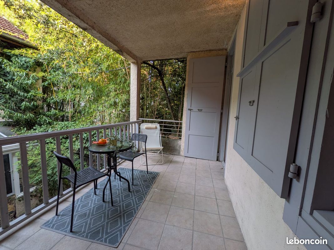 Appartement 1 pièce 28 m² · à Pau · 28 m² · 530 €