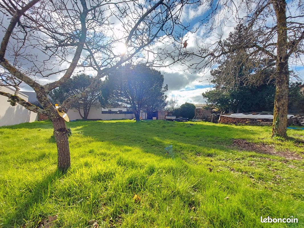 Terrain 465 m² · à Saint-Julien-de-Concelles · 465 m² · 132 500 €