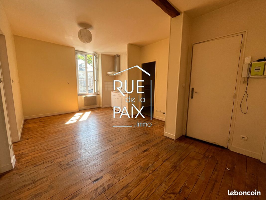 Appartement 3 pièces 45 m² · à Lencloître · 45 m² · 355 €/mois