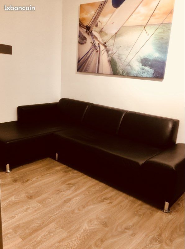 Chambre meublée en colocation calme (image 2)