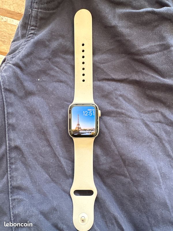 Apple Watch SE (image 2)