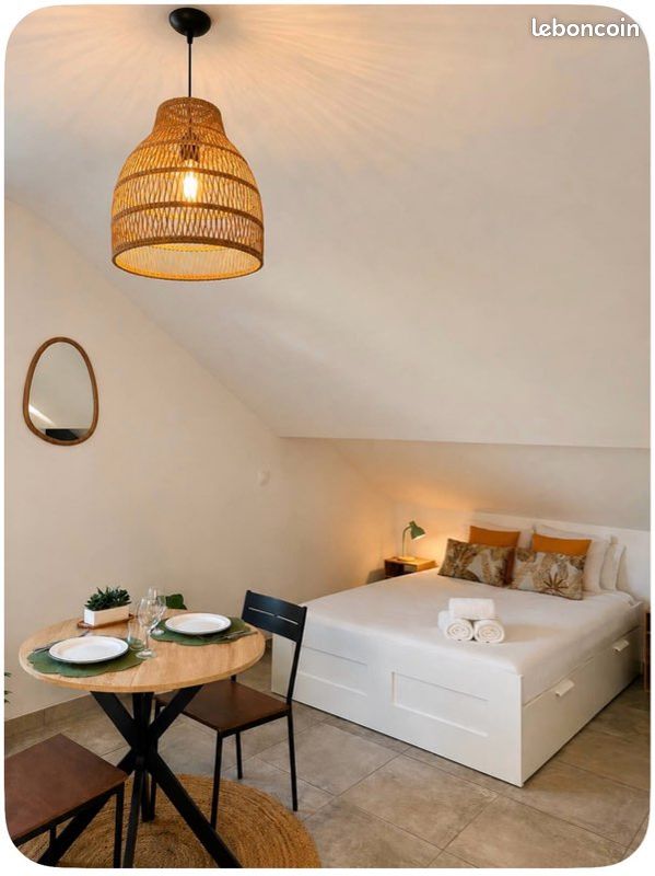 Appartement 1 pièce 25 m² · à Meyzieu · 25 m² · 780 €