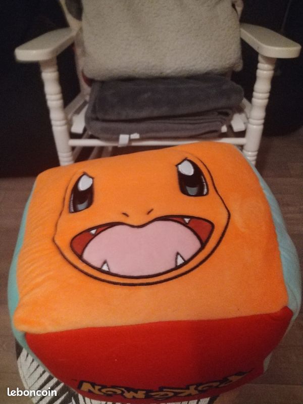 Coussin cube pokémon (image 4)