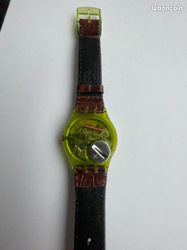 Montre Swatch gent vintage neuve jamais portée, bracelet cuir façon croco, (image 4)