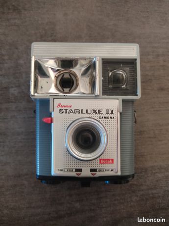 ancienne camera brownie starluxe Kodak avec etui vintage retro deco