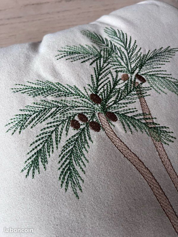 Coussin brodé Palmier (image 3)