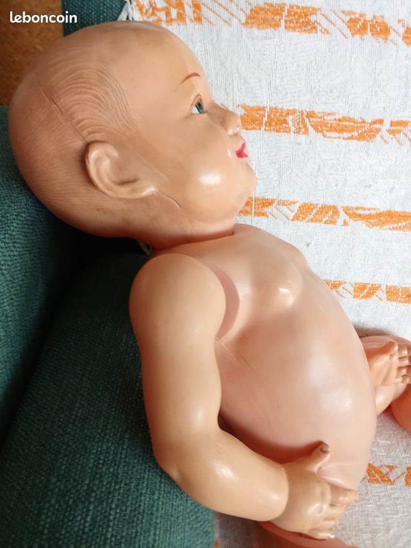Adorable baigneur Petit Collin en celluloïd. 20 centimètres. Années