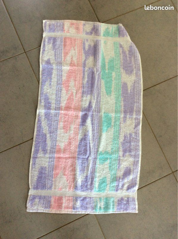 Serviette de toilette (image 1)
