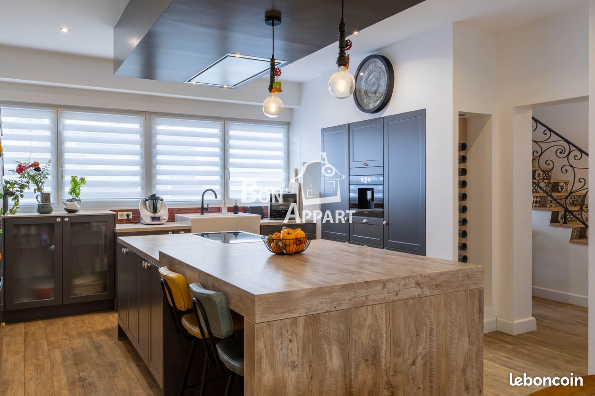 Maison 7 pièces 200 m² · à Montois-la-Montagne · 200 m² · 380 000 €