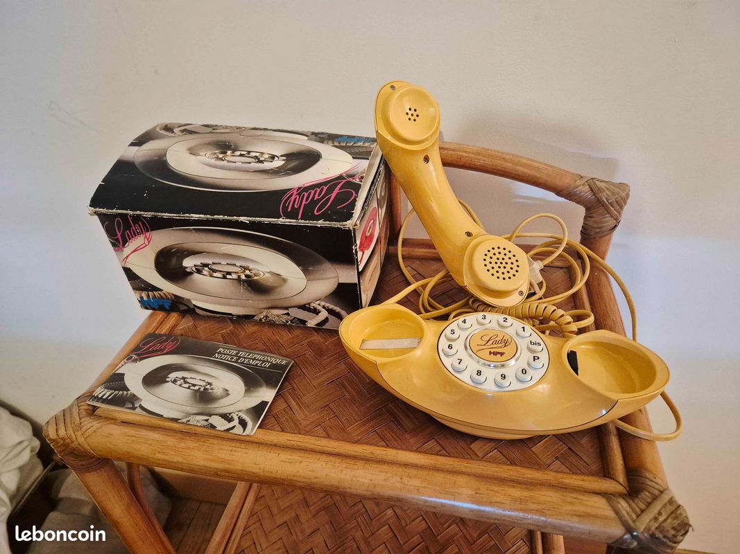 Ancien téléphone vintage orange (image 1)
