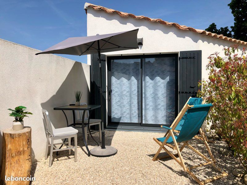 Appartement 1 pièce 27 m² · à Simiane-Collongue · 27 m² · 800 €