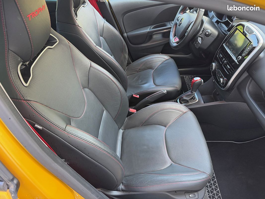 RENAULT Clio 4 RS Trophy (image 4)