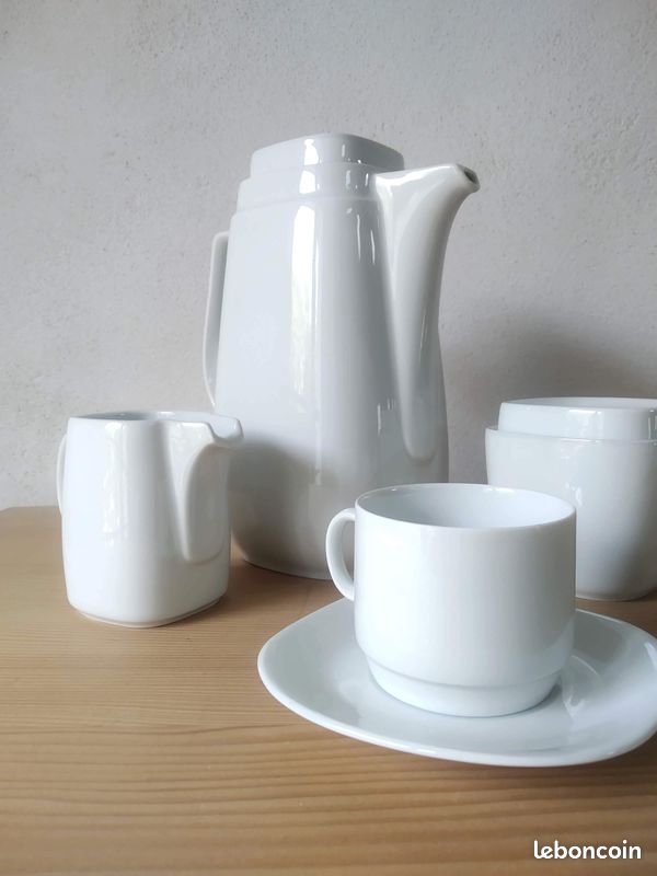 Poupée tête porcelaine allemande, taille 4/0, yeux de sulfure bleus