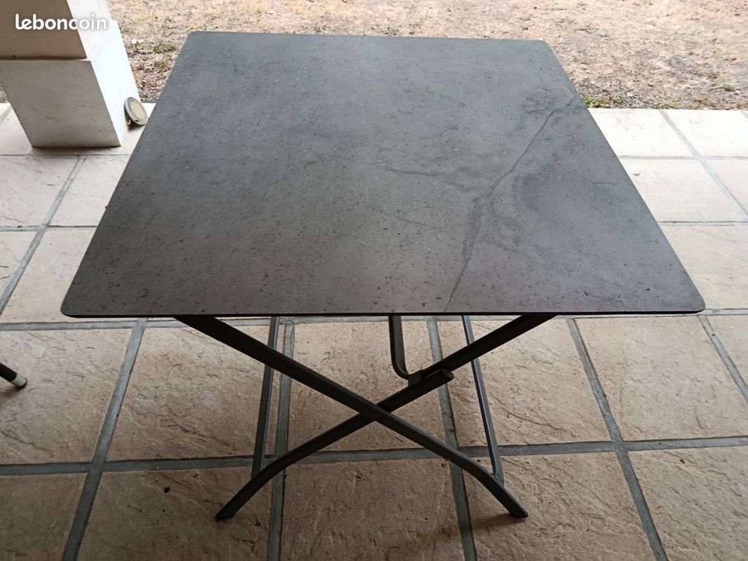 Table grès cérame marbrée 80X80 (image 1)