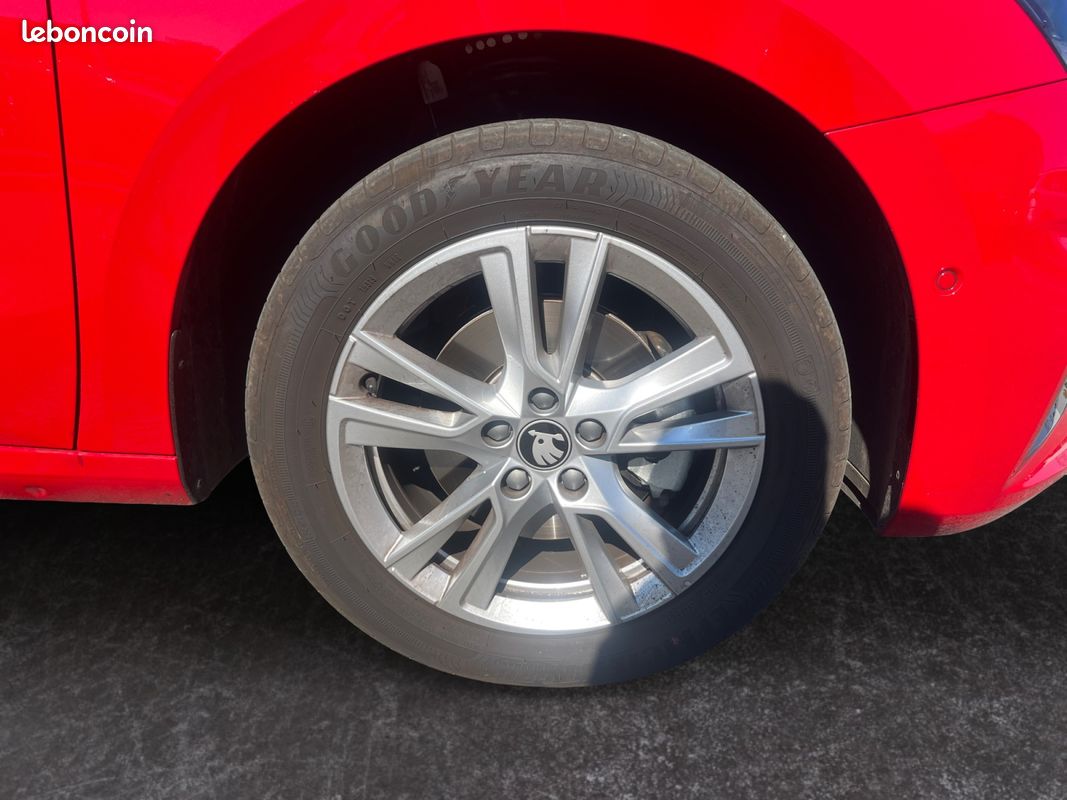 SKODA Fabia 1.0 TSI 116 ch EVO 2 DSG7 Clever Edition (image 8)