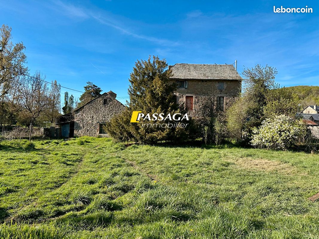Maison 5 pièces 250 m² · à Sévérac d'Aveyron · 250 m² · 162 000 €