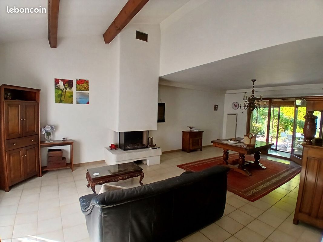 Maison 6 pièces 168 m² · à Aix-en-Provence · 168 m² · 845 000 €