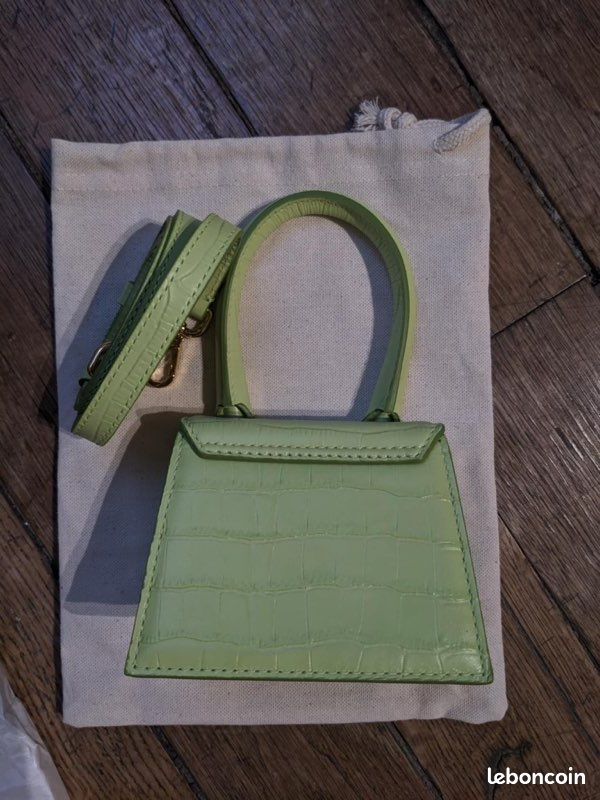 Sac Le Chiquito neuf avec étiquette vert clair Jacquemus