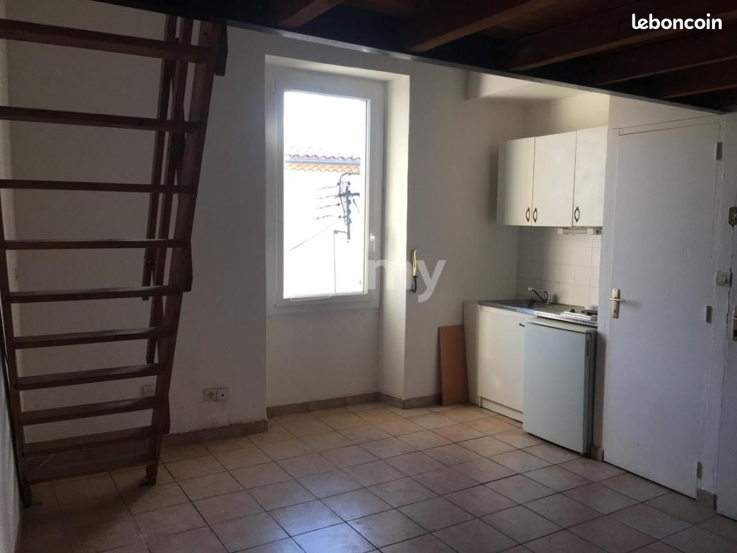 Appartement 1 pièce 27 m² · à Trets · 27 m² · 404 €