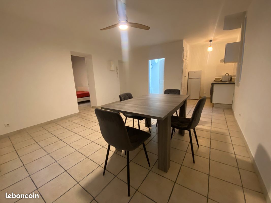 Appartement 2 pièces 45 m² · à Manosque · 45 m² · 690 €/mois