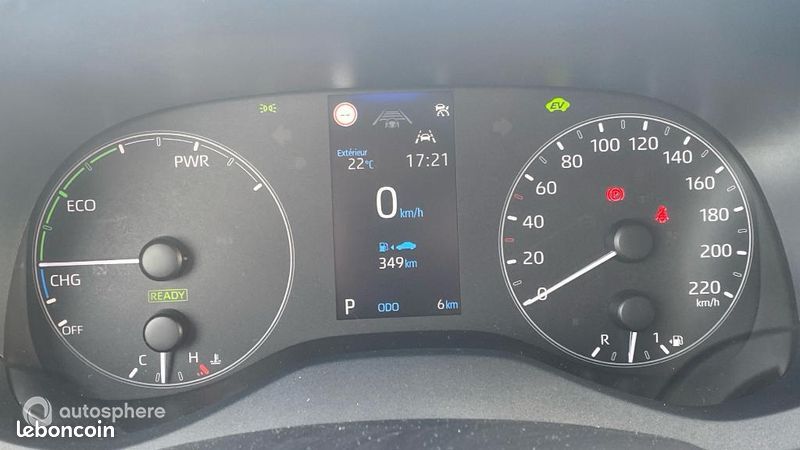 Toyota Yaris 116h Dynamic 5p MY25 (image 10)