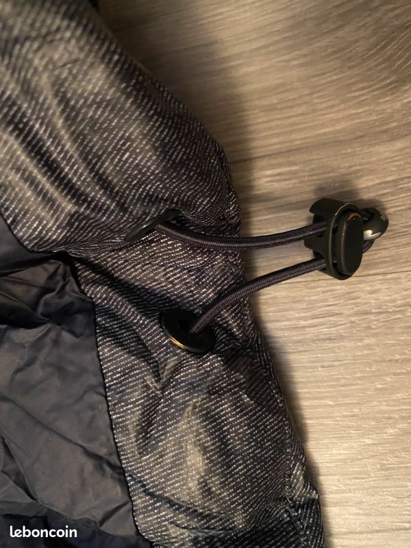 Doudoune NEUVE avec étiquette JOTT ULTRA CHAUDE payée 300 euros , XS femme (image 9)