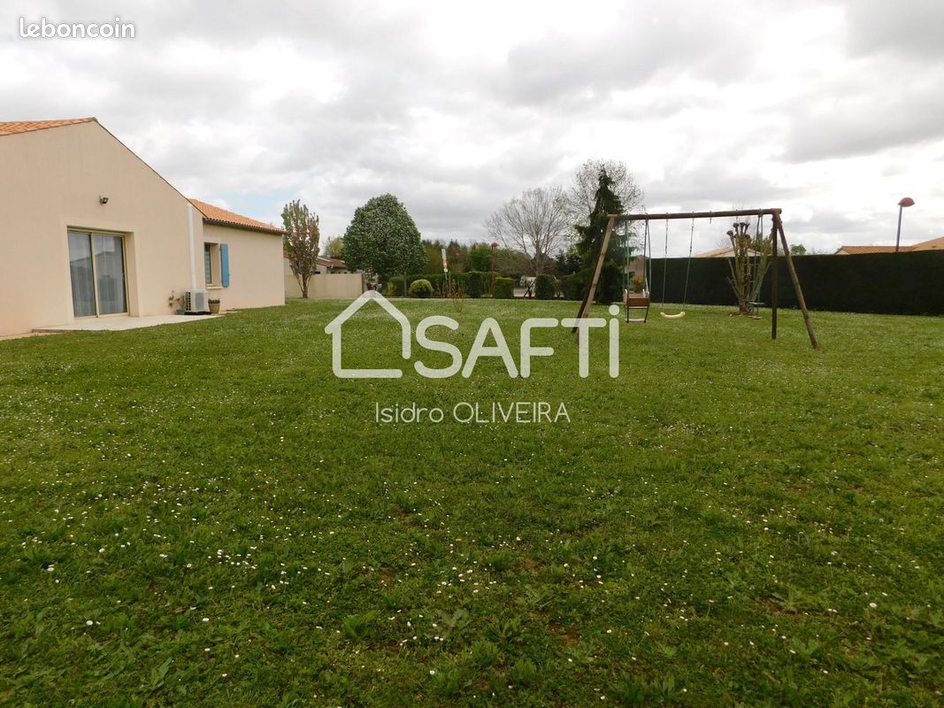 Propriété 7 pièces 207 m² - Saint-Pompain 79160 (image 3)