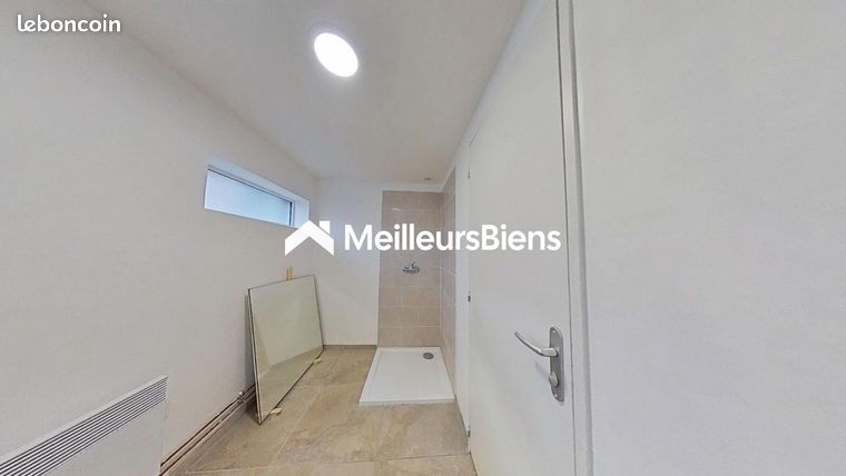 https://img.leboncoin.fr/api/v1/lbcpb1/images/66/a1/93/66a19328253f164accd4ccf1b84664d2ffc4af6d.jpg?rule=ad-image