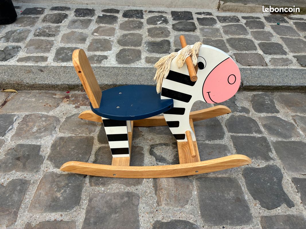 Cheval a bascule Moulin Roty (image 1)