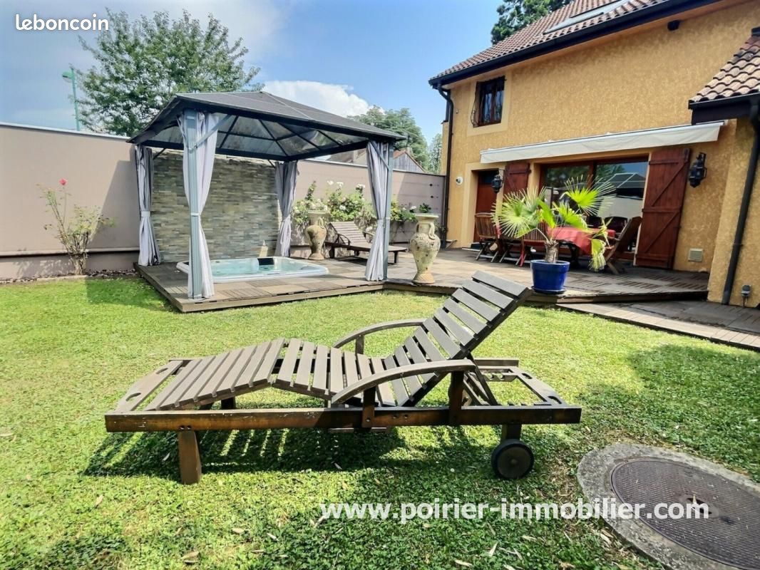 Maison 5 pièces 184 m² · à Douvaine · 184 m² · 570 000 €