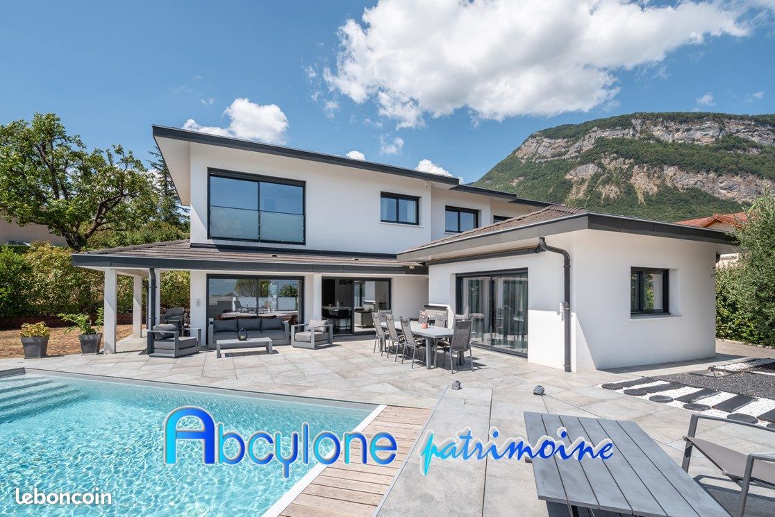 Maison 7 pièces 180 m² · à Bernin · 180 m² · 980 000 €