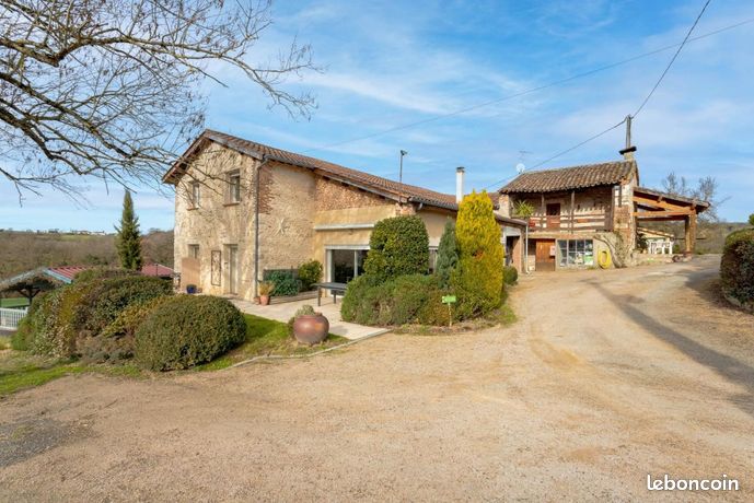 Propriété 15 pièces 374 m²