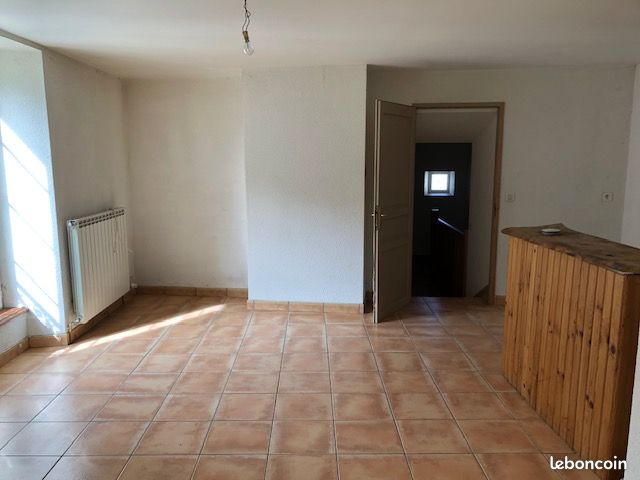 Appartement 3 pièces 42 m² · à Meyrueis · 42 m² · 440 €