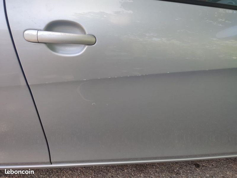 Seat LEON 2.0 TDI140 STYLANCE (image 32)