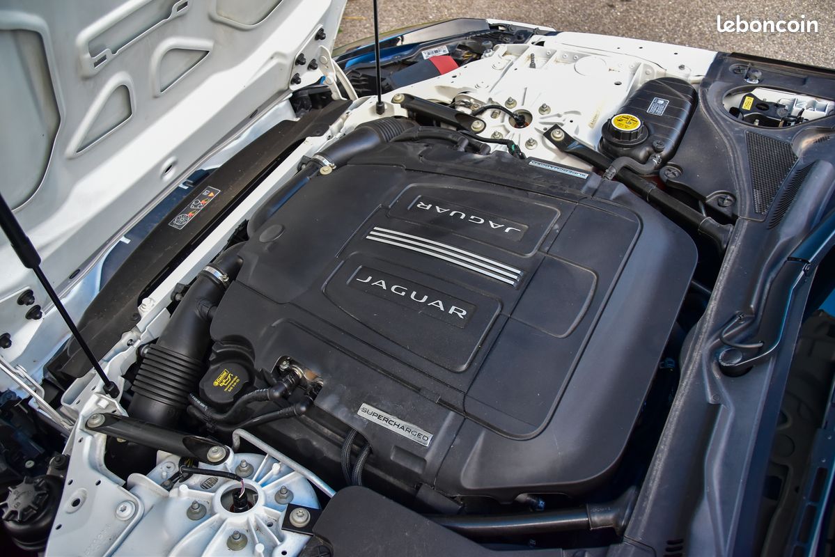 Jaguar F-Type Cabriolet 3.0 V6 S 380ch *Polaris White / Origine France (image 11)