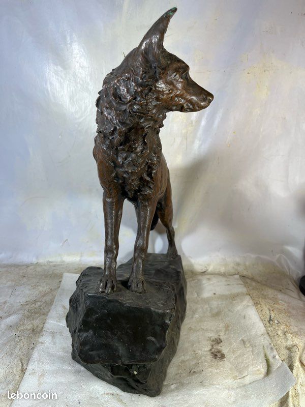 Marius saint bronze loup sculpture (image 8)