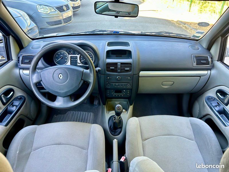 Renault Clio 2 phase II 1.5dci 16v 65cv Pack Authentique (image 3)
