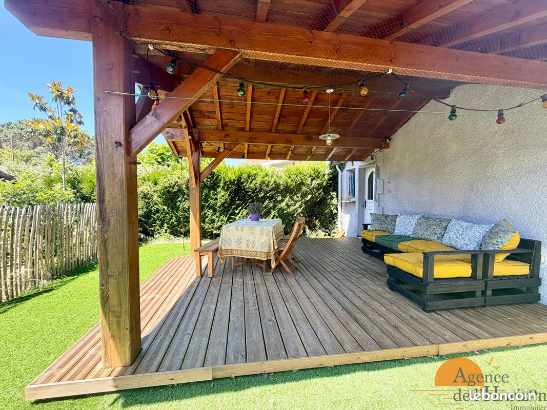 Maison 3 pièces 80 m² · à Arès · 80 m² · 1 050 €/mois