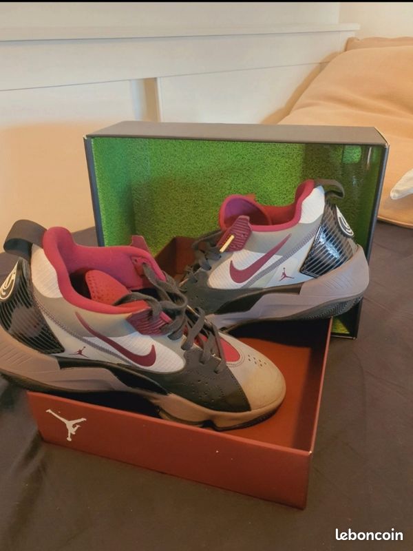 Baskets Nike Jordan PSG Zoom'92 Chaussures