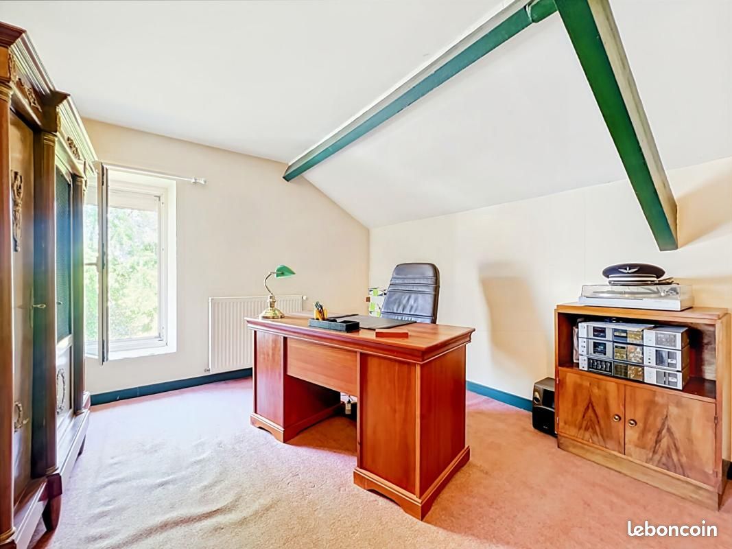 Propriété 6 pièces 173 m² (image 10)