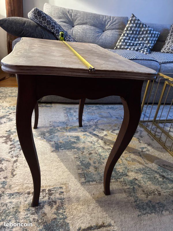 Petite table en bois marqueterie (image 2)