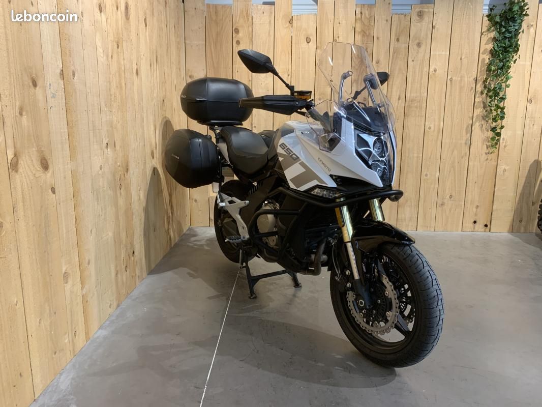 CF Moto MT 650 649 cm3 (image 1)