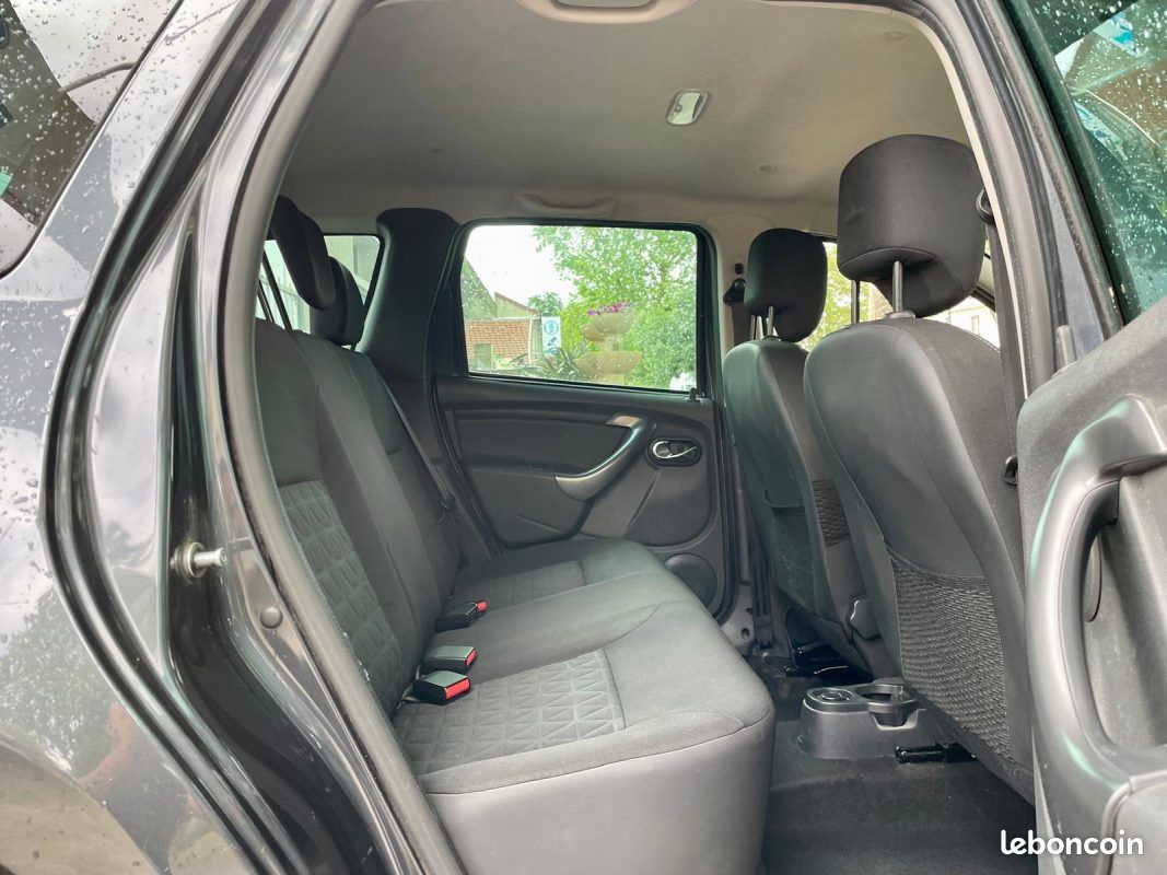 DACIA DUSTER 1.5 dCi 110 4X2 PRESTIGE *1ère MAIN (image 9)
