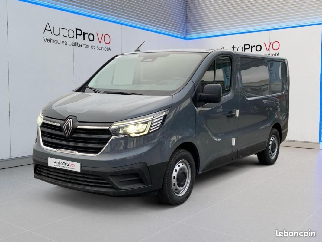 Renault Trafic : Écran QLED GPS Autoradio CarPlay Android 14