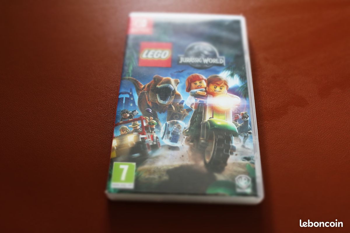 Lego Jurassic World (image 1)