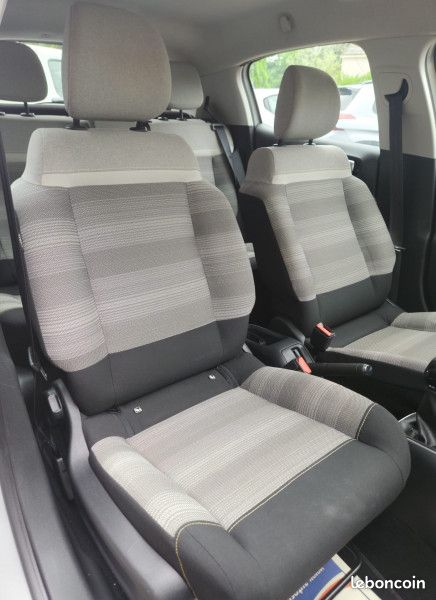 Citroen C3 PURETECH 82CH FEEL + GPS (image 5)