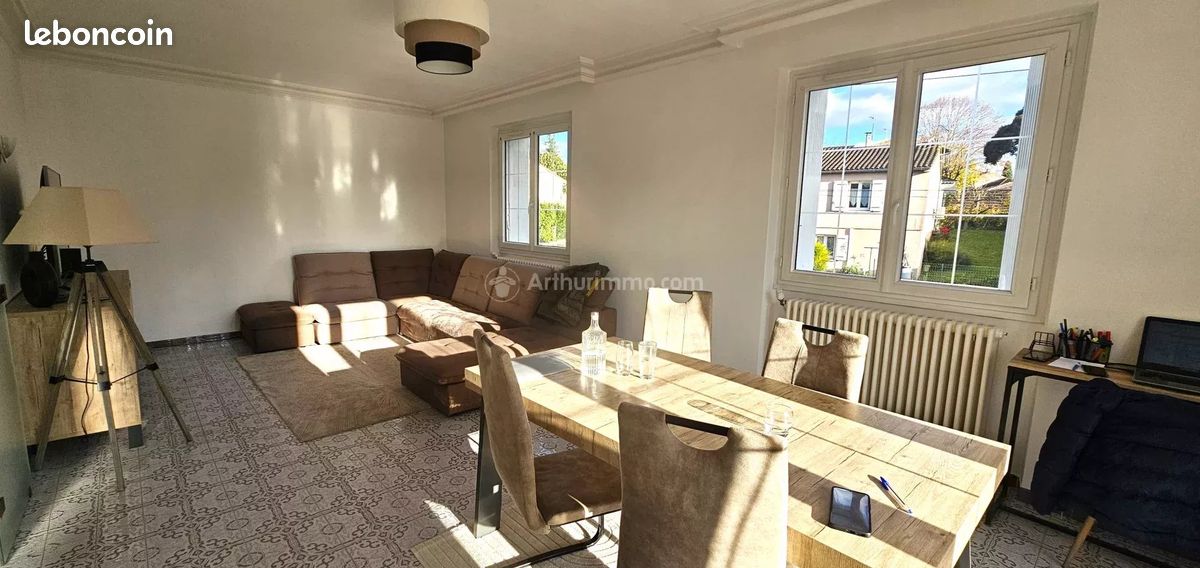 Appartement 4 pièces 103 m² · à Albi · 103 m² · 750 €